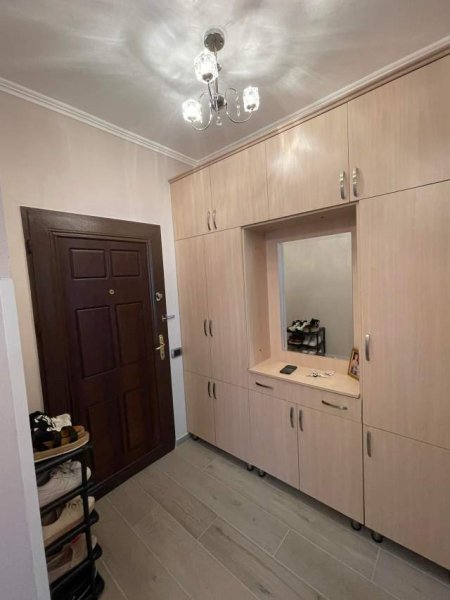 Tirane, jepet me qera apartament 1+1+BLK Kati 2, 82 m² 400 Euro (Rruga Sali Butka)