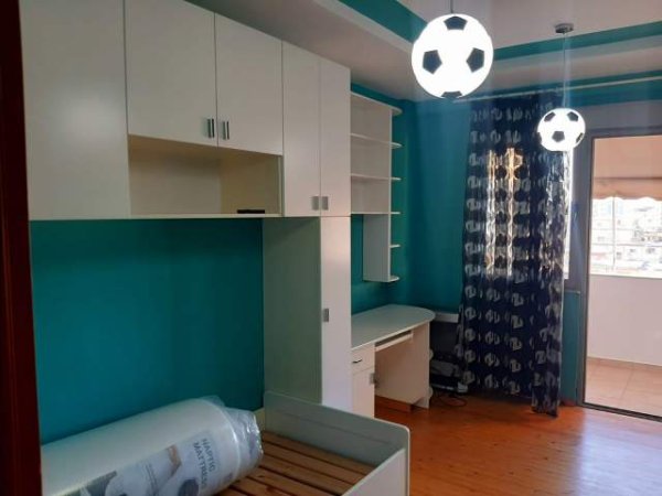 Tirane, jepet me qera apartament 2+1+BLK Kati 5, 101 m² 500 Euro
