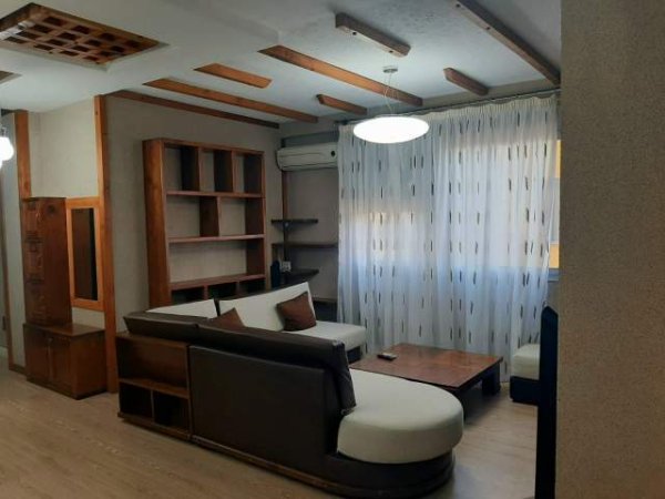 Tirane, jepet me qera apartament 2+1+BLK Kati 5, 101 m² 500 Euro
