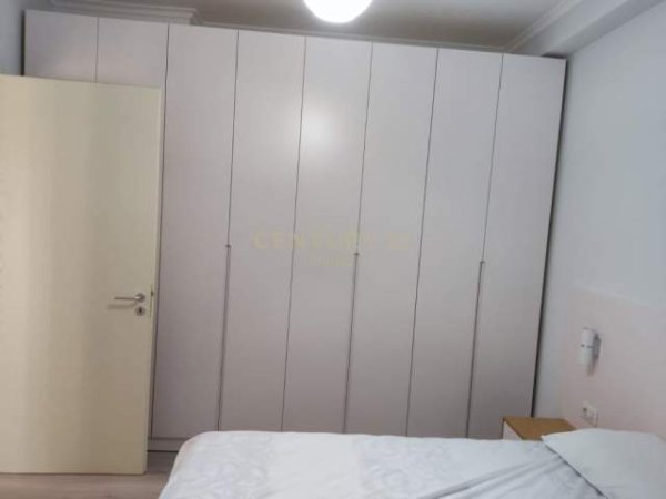 Tirane, jepet me qera apartament 1+1 Kati 2, 72 m² 500 Euro (Bulevardi Zogu i Pare)