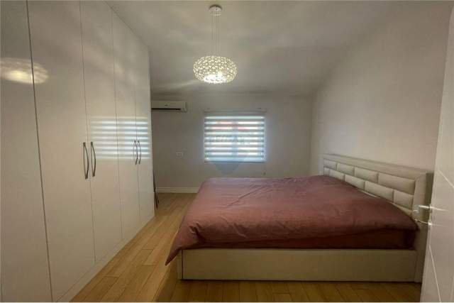 Tirane, jepet me qera apartament 2+1+A Kati 6, 74 m² 500 Euro (Shallvaret)