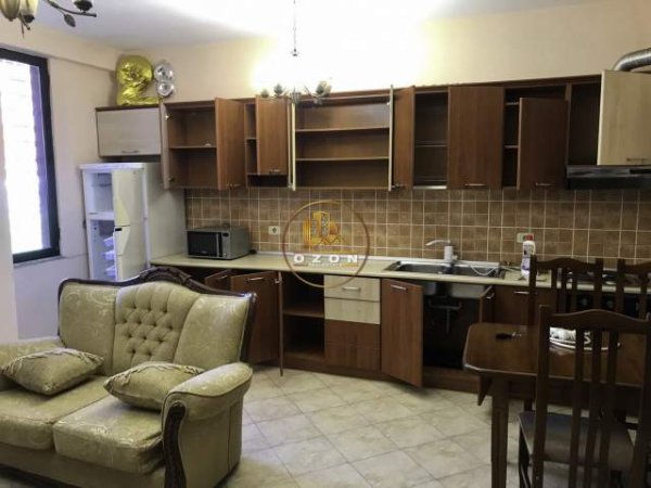 Tirane, jepet me qera apartament 1+1 Kati 5, 66 m² 330 Euro (21 Dhjetori)