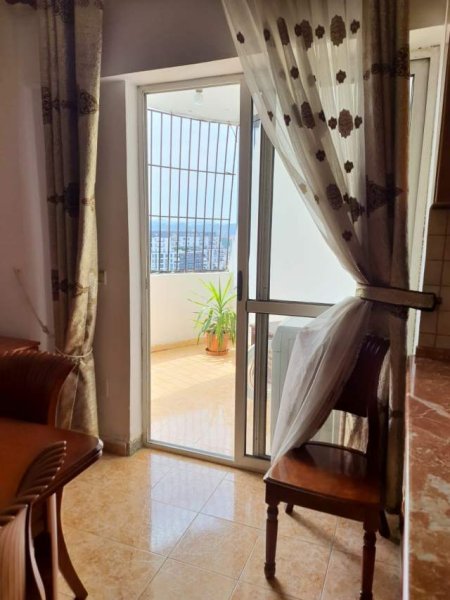 Tirane, jepet me qera apartament 1+1+BLK Kati 9, 80 m² 30.000 Leke (dritan hoxha)
