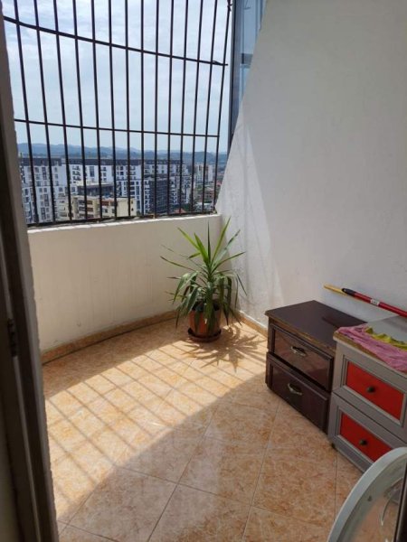 Tirane, jepet me qera apartament 1+1+BLK Kati 9, 80 m² 30.000 Leke (dritan hoxha)
