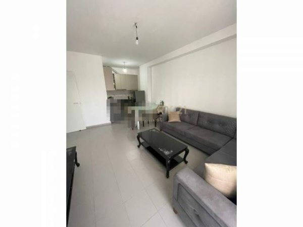 Tirane, jepet me qera apartament 1+1+BLK Kati 7, 80 m² 300 Euro