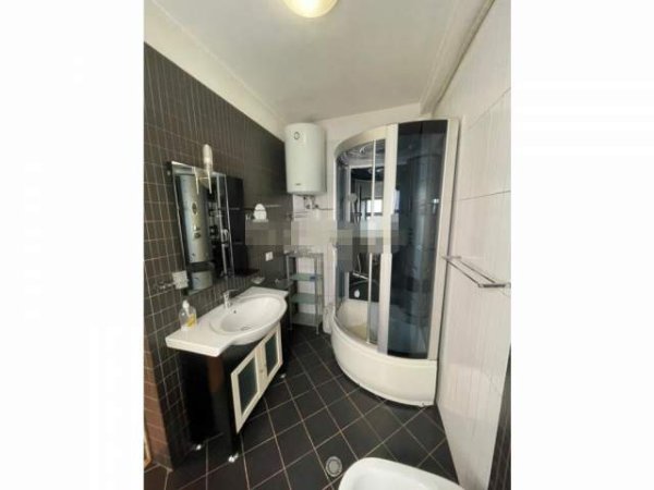 Tirane, shitet apartament 3+1+BLK Kati 2, 155 m² 186.000 Euro