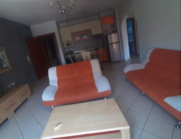 Tirane, jepet me qera apartament 2+1+BLK Kati 4, 500 Euro