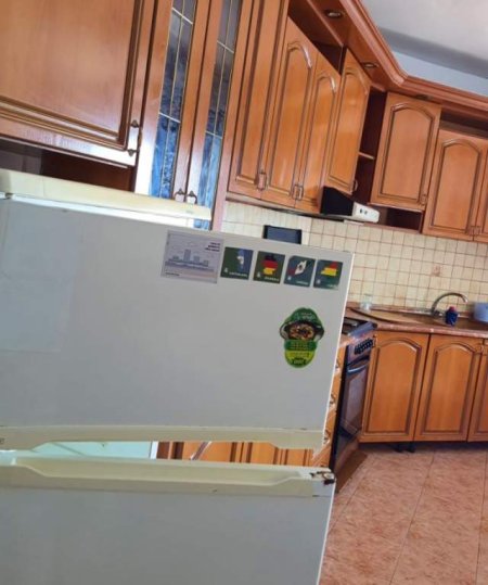 Tirane, jepet me qera apartament 1+1+BLK Kati 9, 80 m² 30.000 Leke