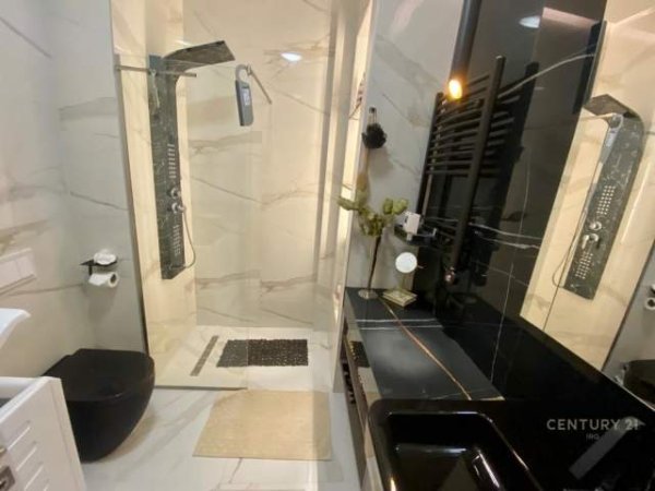 Tirane, jepet me qera garsonier 1+1 Kati 3, 62 m² 1.200 Euro (rr kavajes)