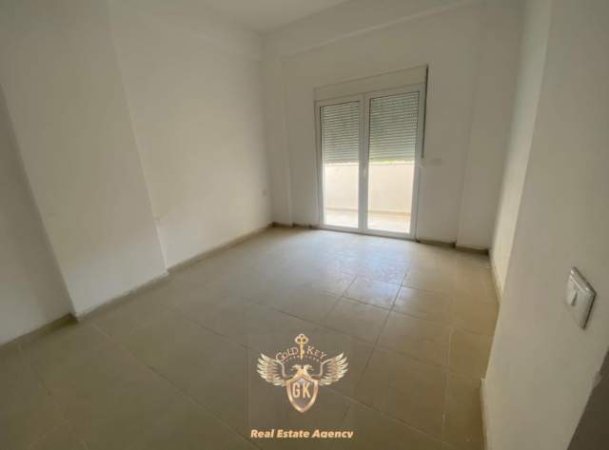 Durres, jepet me qera apartament 3+1+A+BLK Kati 2, 120 m² 30.000 Leke