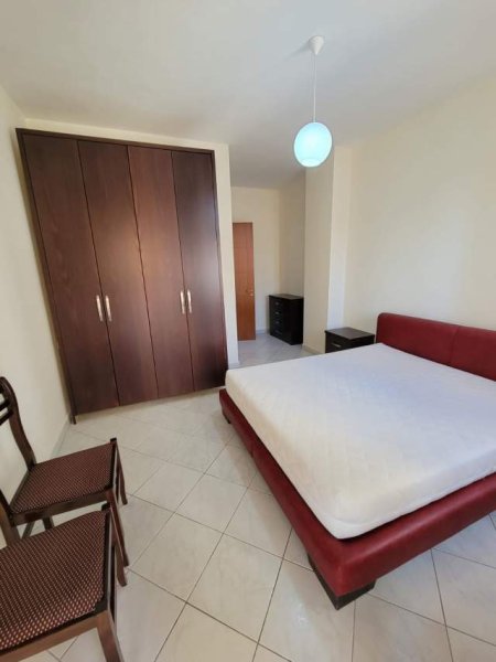 Tirane, jepet me qera apartament duplex Kati 7, 100 m² 350 Euro (rruga loni ligori)