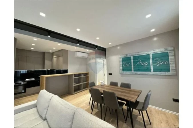 APARTAMENT 2+1 ME QIRA NE ASTIR