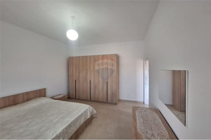 Apartament 1+1 me qera tek Rruga Ura