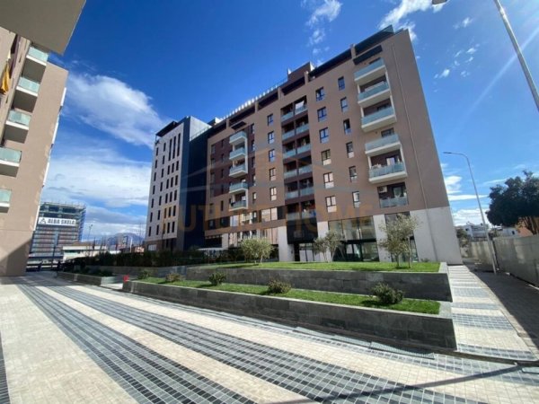 Tirane, shitet apartament Kati 6, 118 m² 130.000 Euro (Pranë Casa Italia.)