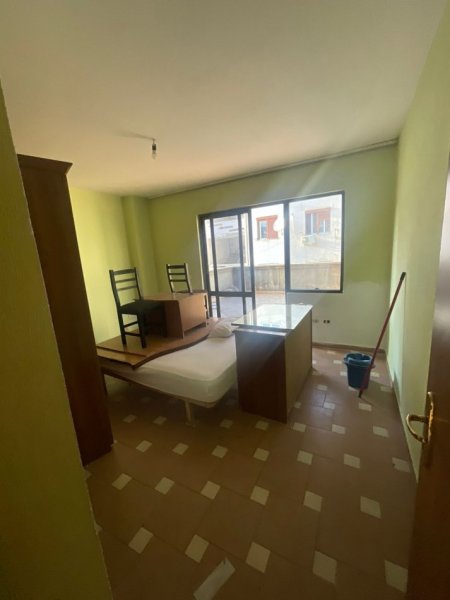 Shitet, Apartament 1+1+ Verandë, Vasil Shanto, Tiranë - 125000€ | 90 m²