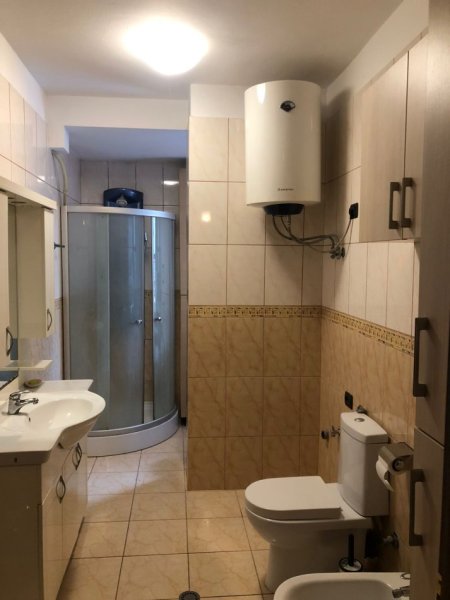 JEPET ME QERA APARTAMENT 2+1 1000 EURO SHESHI WILLSON