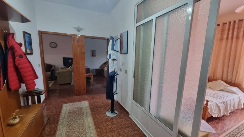 Apartament 2+1 ne shitje ne Bulevard,Vlore