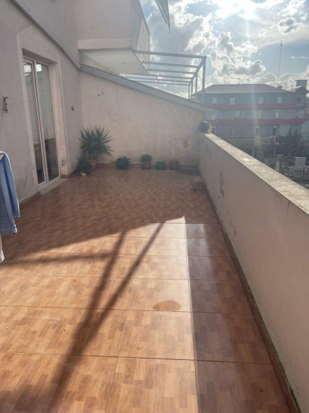 Jepet apartament 1+1 me qira, tek Kthesa e Kamzes