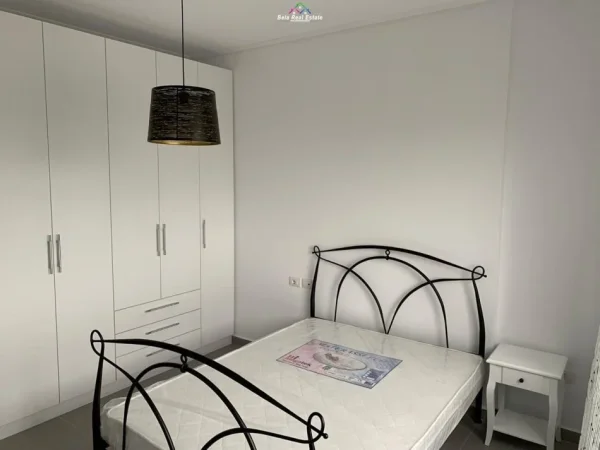 Apartament Me Qera 2+1+Post Parkimi Tek Liqeni (ID B220753) Tirane