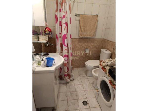 JAPIM ME QIRA APARTAMENT 1+1 NE FRESK TEK SHKOLLA KLODIAN TANUSHI