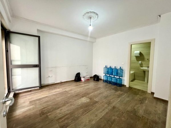 JEPET ME QIRA APARTAMENT/ ZYRE 86 M+36 VERANDE SELVIA