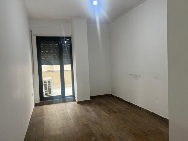 JEPET ME QIRA APARTAMENT/ ZYRE 86 M+36 VERANDE SELVIA