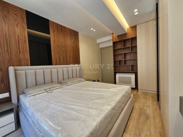 SHESIM APARTAMENT ME OBORR 3+1+2+POST PARKIMI TEK Kodra e Diellit Residence