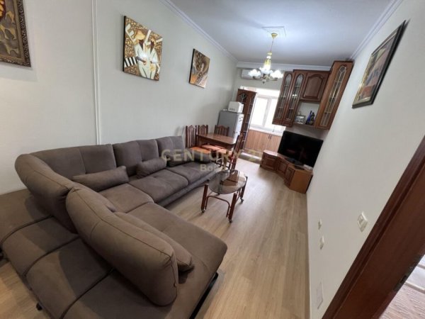 apartament me qira 2+1 tek tregu elektrik !