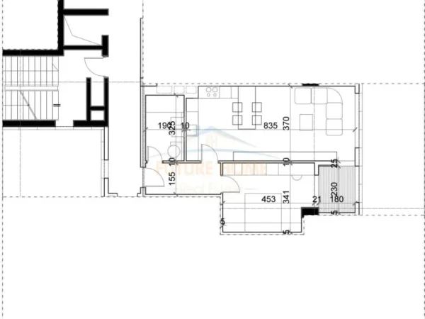 Shitet apartament 1+1 Emerald Center , 5 Maj