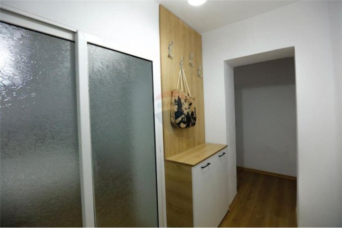 Apartament 1+1 per qira tek Rruga e Kosovareve!
