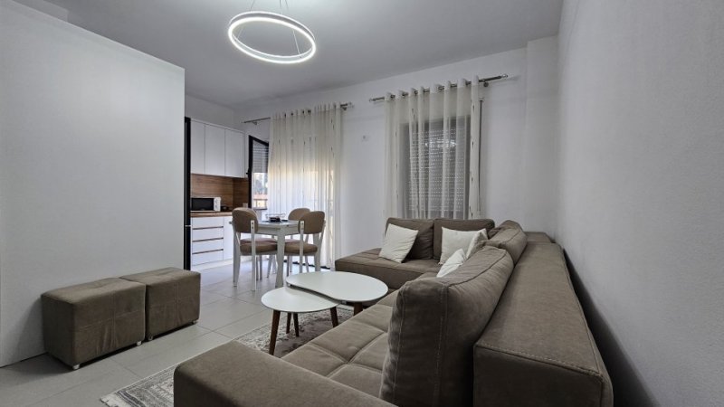 Super apartament 1+1 me qira,prane Qendres, Kompleksi Halili!