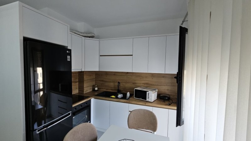 Super apartament 1+1 me qira,prane Qendres, Kompleksi Halili!