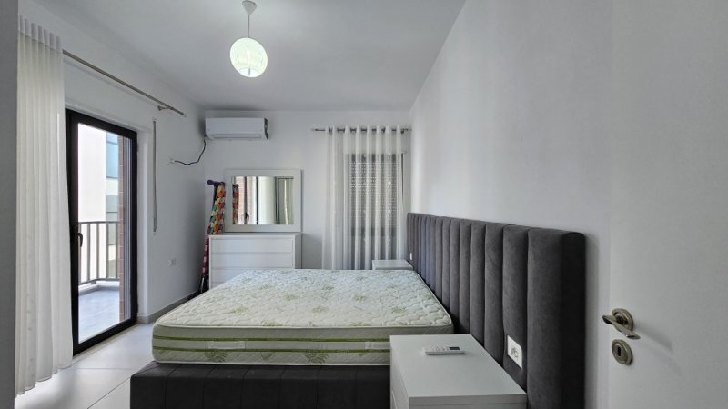 Super apartament 1+1 me qira,prane Qendres, Kompleksi Halili!