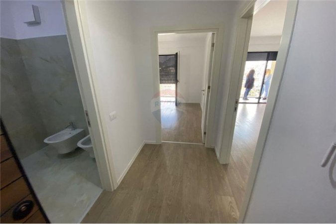 Apartament 1+1 me qira tek ASL ne Porcelan