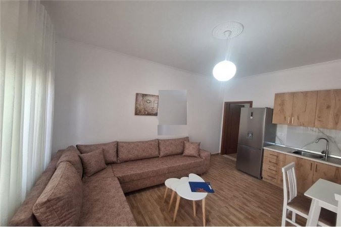 Apartament 1+1 me qera tek Rajoni i Policise nr.4