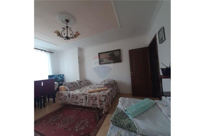 Apartament 1+1 me qira prane Pediatrise!