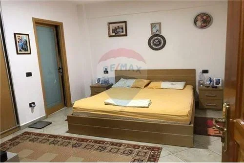 Apartament 3+1+2 ne shitje ne Qendër te Tiranës