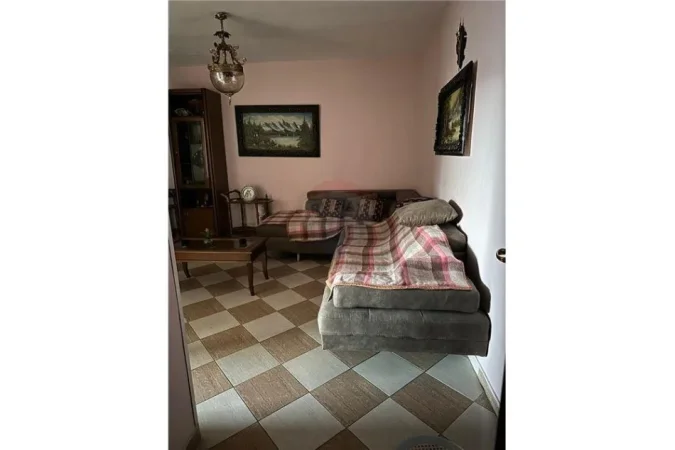 Apartament - Në Shitje - Brryli - Materniteti i Ri, Shqipëri
Apartament Ne shitje 2+1 te Materniteti I Ri