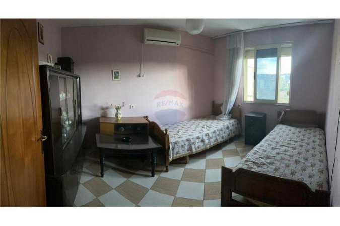 Apartament - Në Shitje - Brryli - Materniteti i Ri, Shqipëri
Apartament Ne shitje 2+1 te Materniteti I Ri