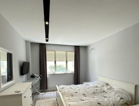 APARTAMENT 1+1 ME QERA 450 EURO