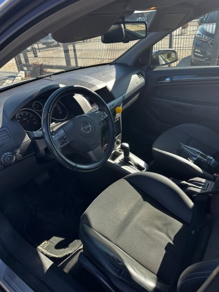Opel Astra 1.6 Kambio Automatike ,Gaz/Benzin 100% Gaz
