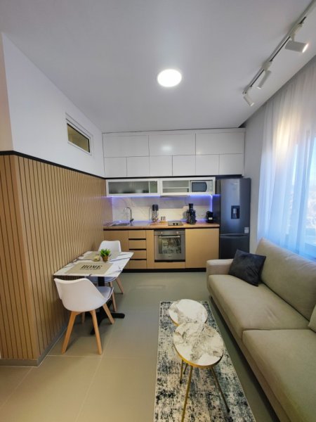 Apartament modern qira ditore ne qender te Pogradecit