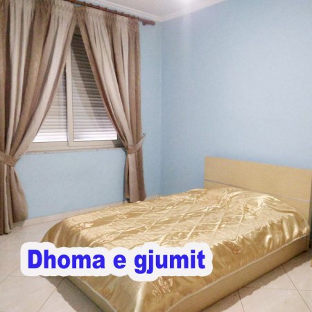 Jepet me qera vjetore apartament 1+1 ne Tirane