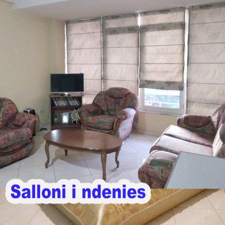 Jepet me qera vjetore apartament 1+1 ne Tirane