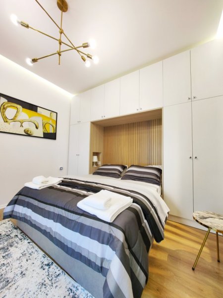 Apartament modern qira ditore ne qender te Pogradecit