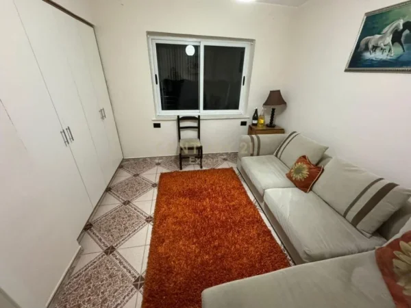 JEPET APARTAMENT 3+1+2 ME QERA NE ALI DEM