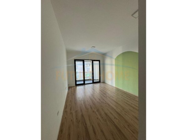 Qera, Apartament 2+1, Square21, Tirane