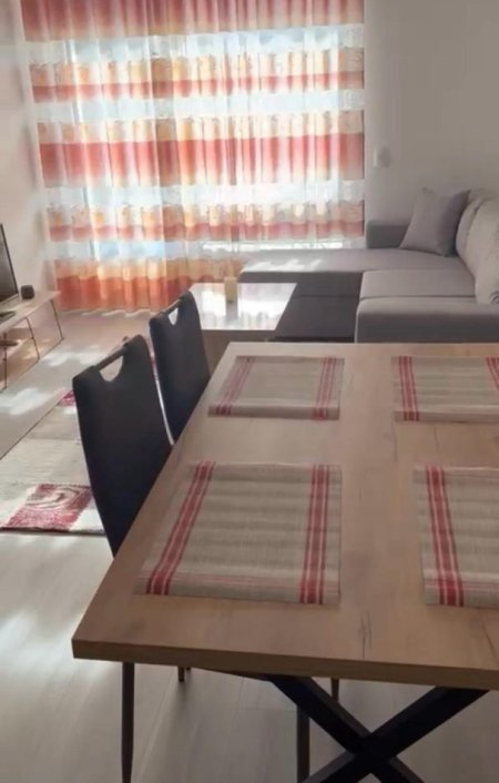 JEPET ME QERA APARTAMENT 1+1 400 EURO FUSHA E AVIACIONIT