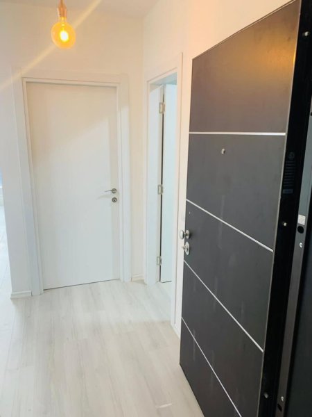 JEPET ME QERA APARTAMENT 1+1 400 EURO FUSHA E AVIACIONIT