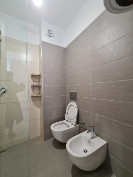 Apartament 1+1ne shitje afer Restorant 2 Luanet,Fresk.